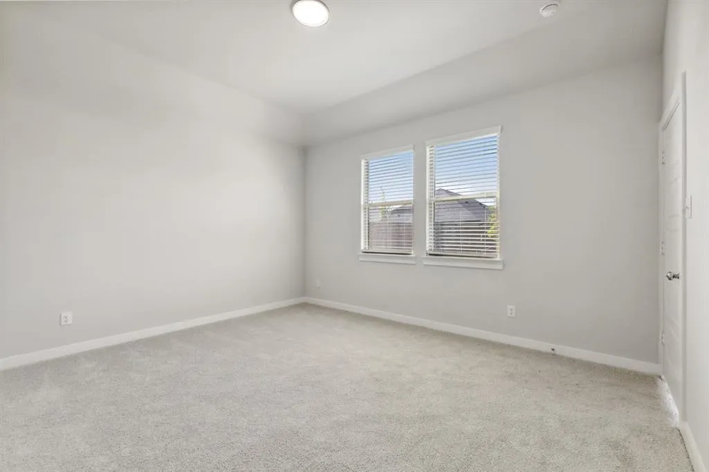 1009 Knox River Drive