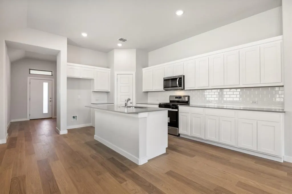 1009 Knox River Drive