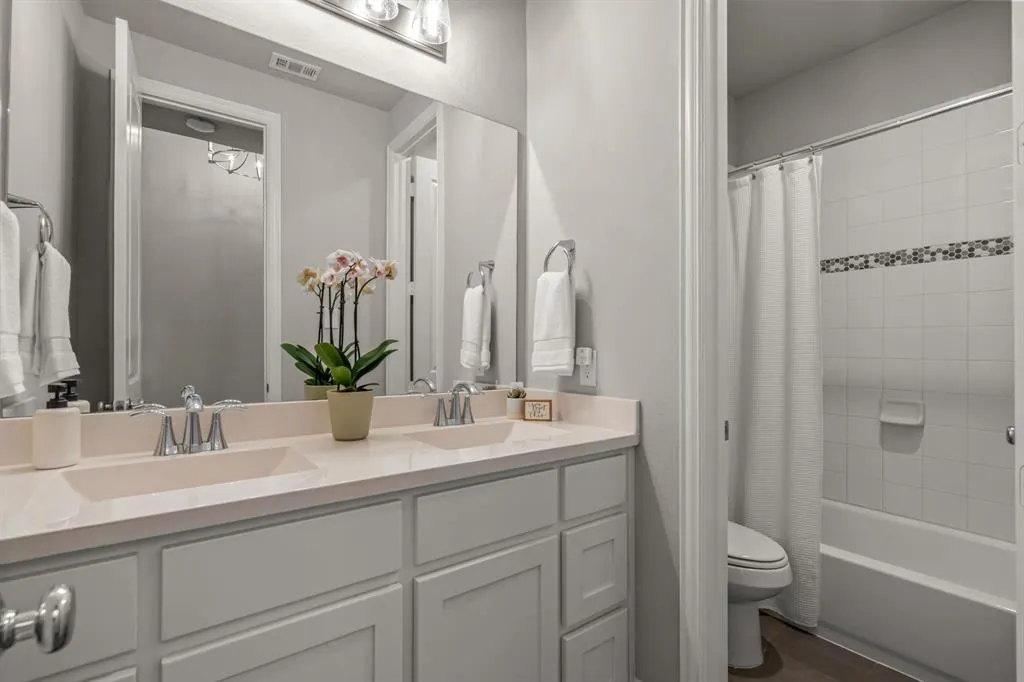 2424 Song Sparrow Lane