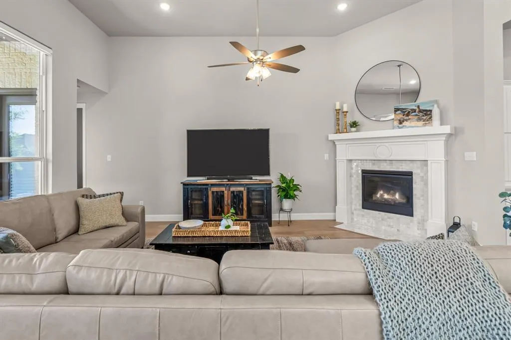 2424 Song Sparrow Lane