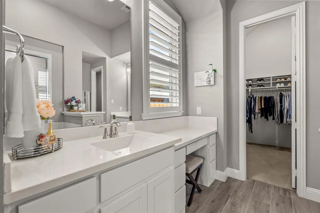 2424 Song Sparrow Lane