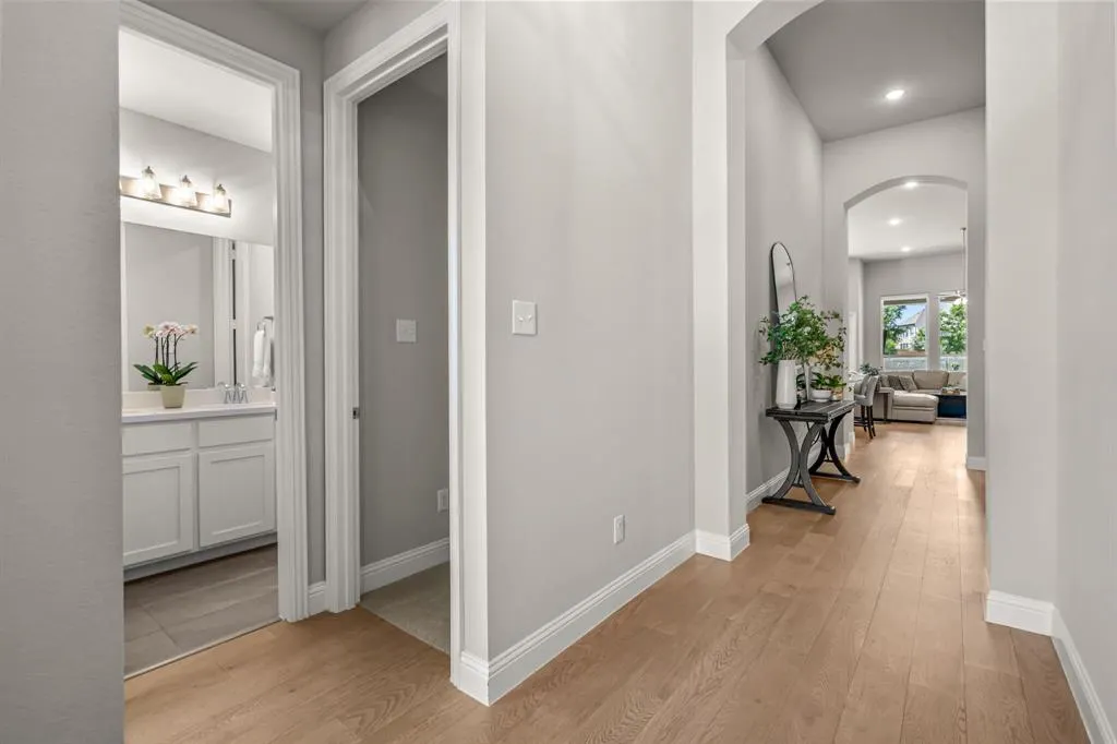 2424 Song Sparrow Lane