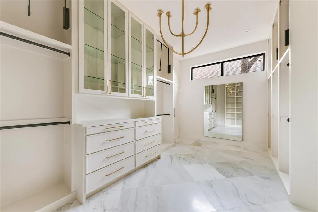 6814 Glendora