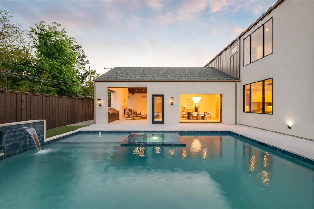 6814 Glendora