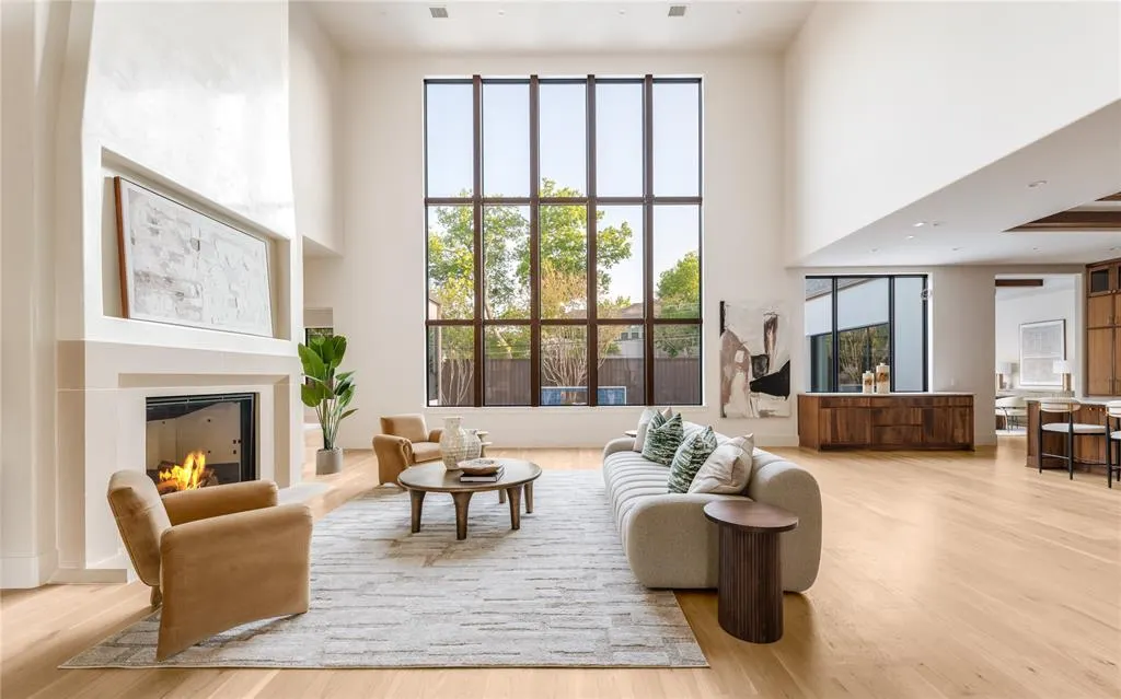 6814 Glendora