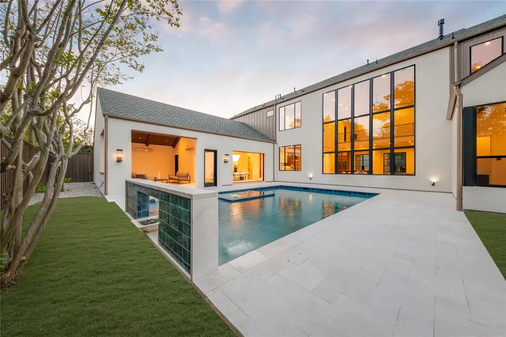 6814 Glendora