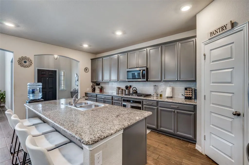 2032 Olivereta Drive