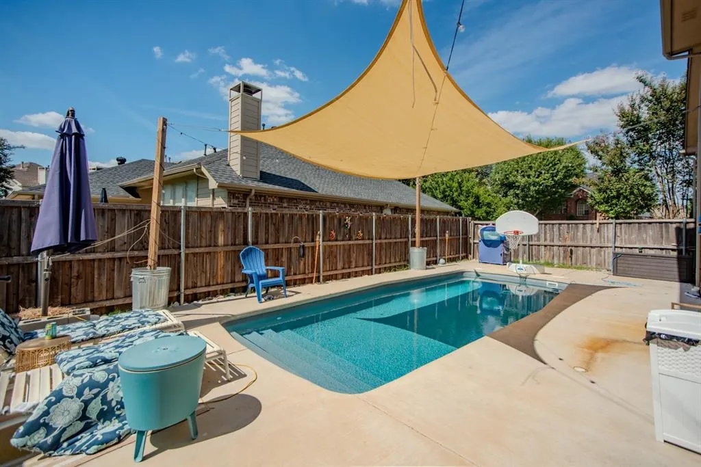 1436 Christine Drive
