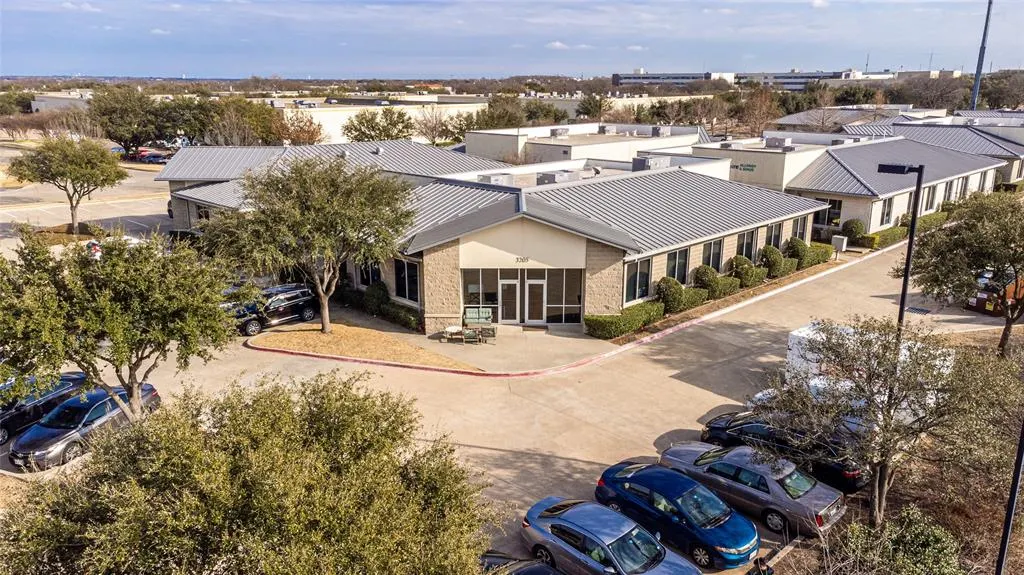 3205 Talon Drive