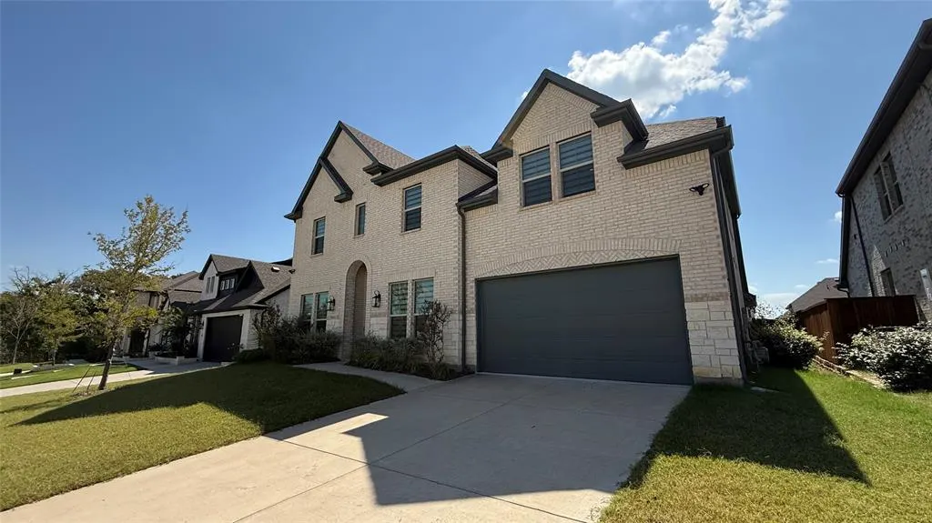 8813 Creekhollow Court