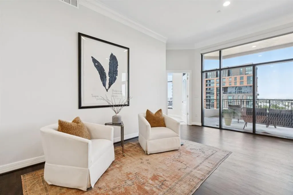 2828 Hood Street, #1506