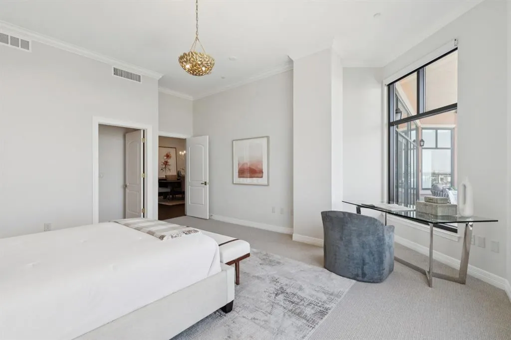 2828 Hood Street, #1506