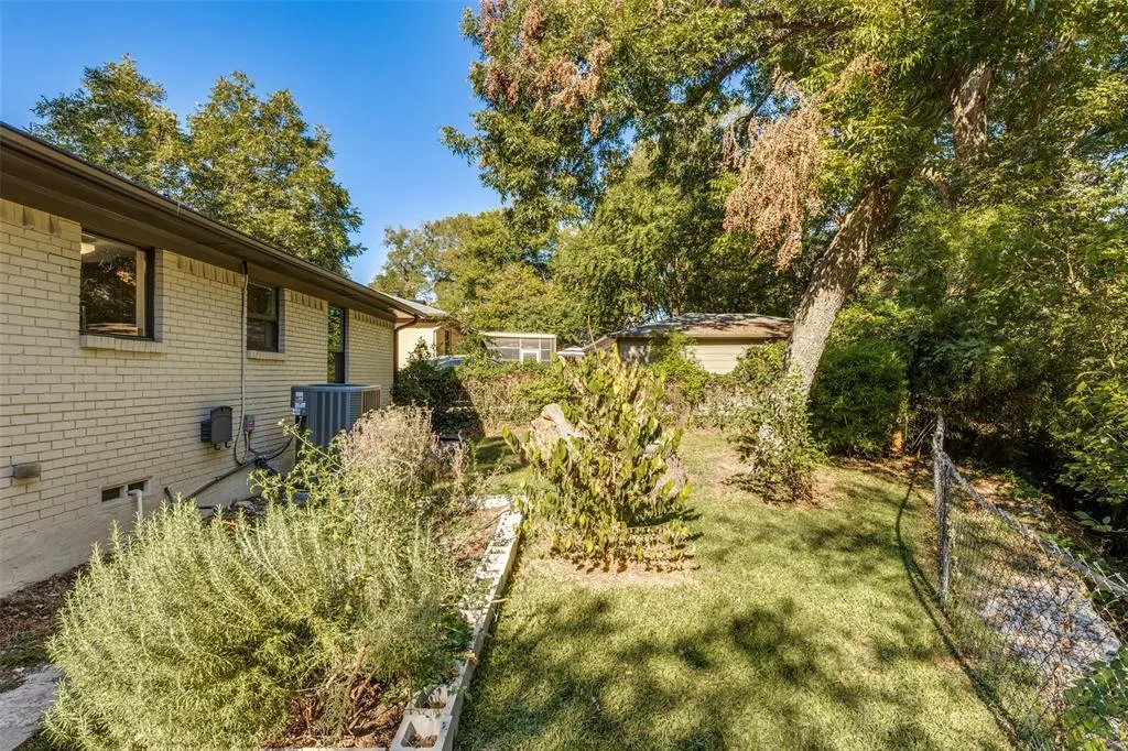 8022 Claremont Drive
