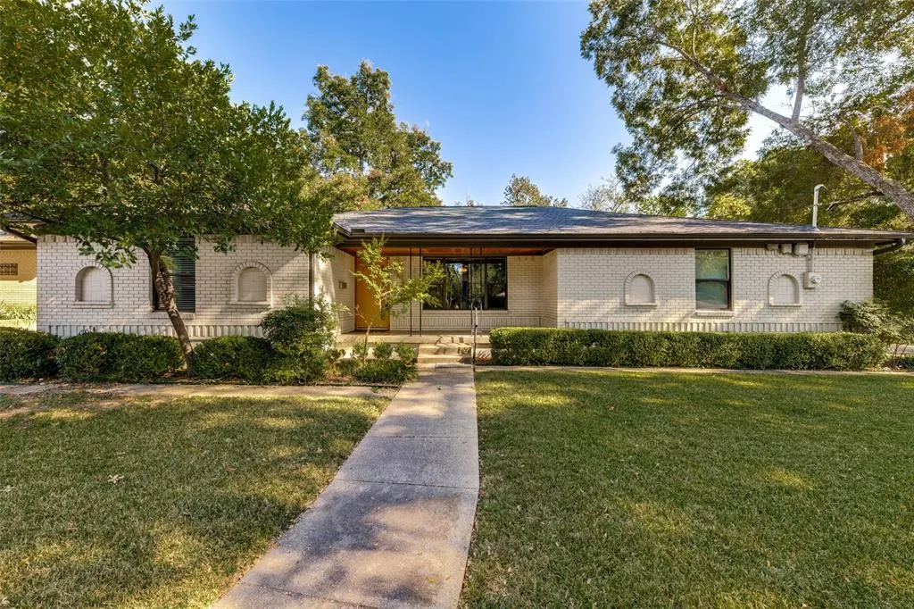 8022 Claremont Drive
