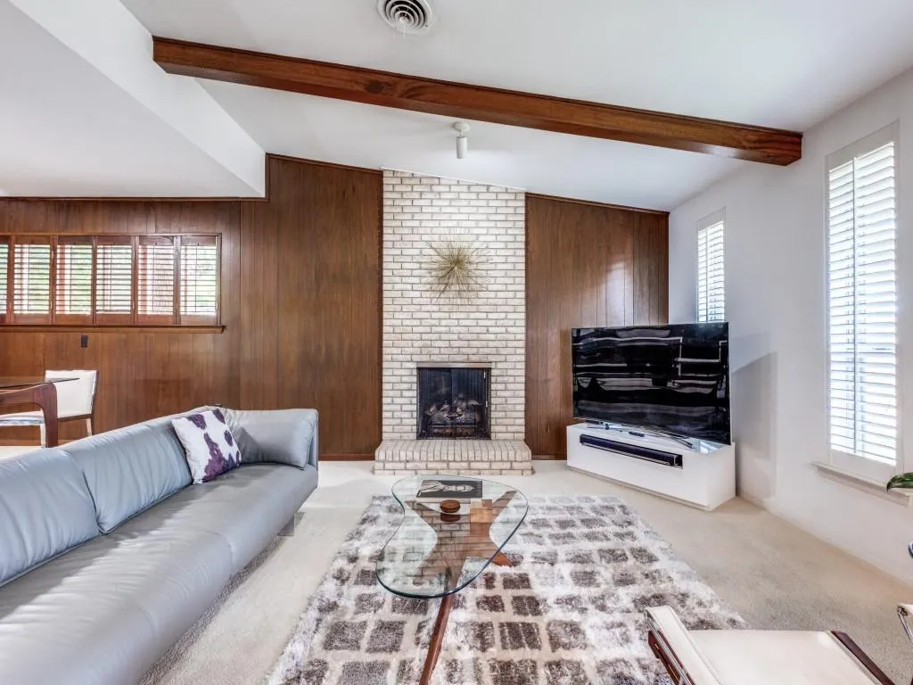 9052 Fringewood Drive