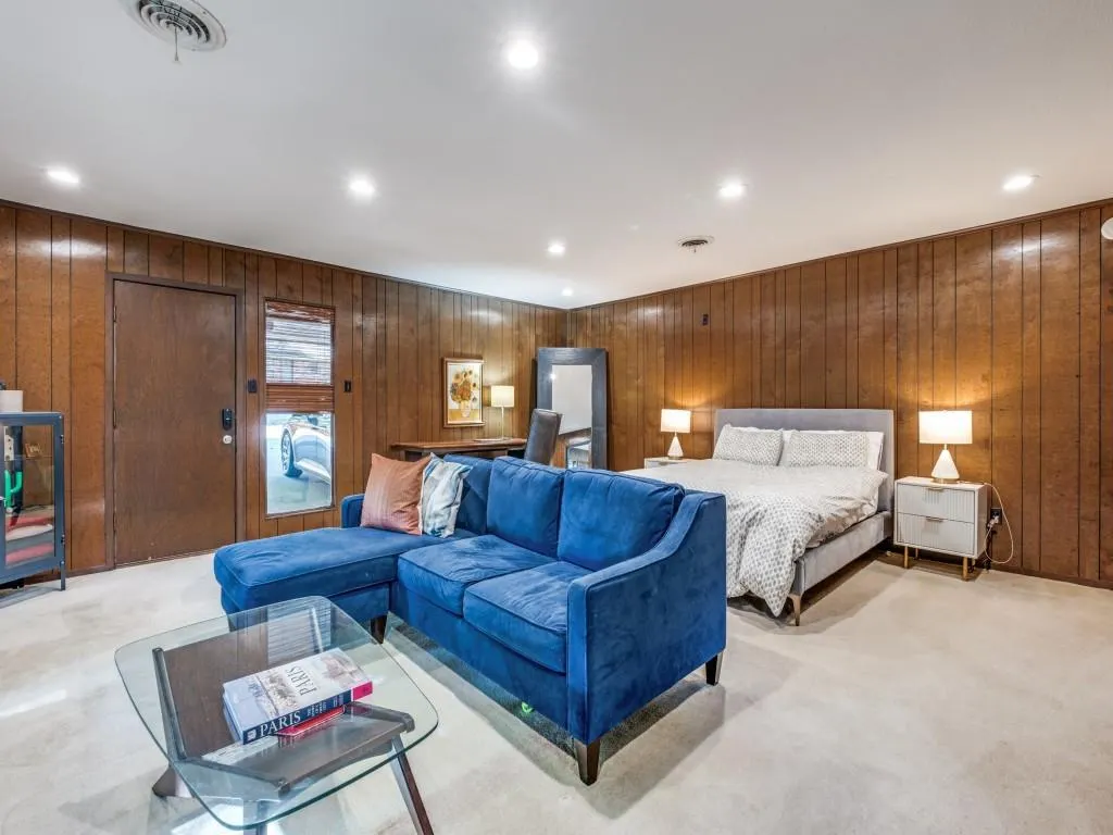 9052 Fringewood Drive