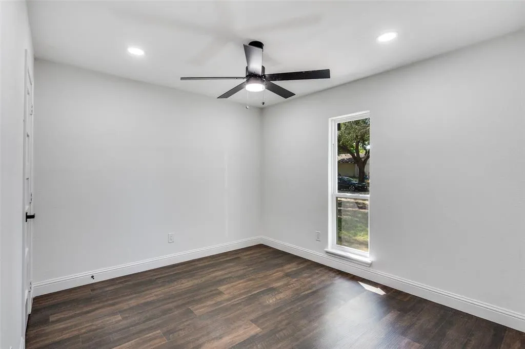 3352 Tarkio Road