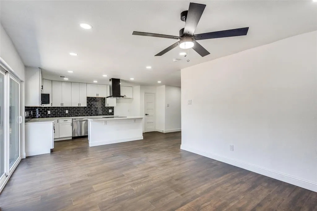 3352 Tarkio Road