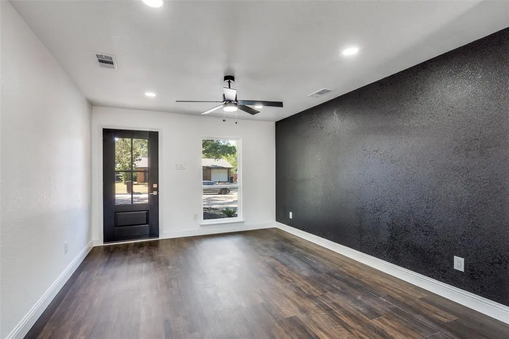 3352 Tarkio Road