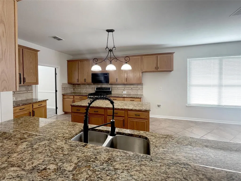7850 Greenvalley Lane
