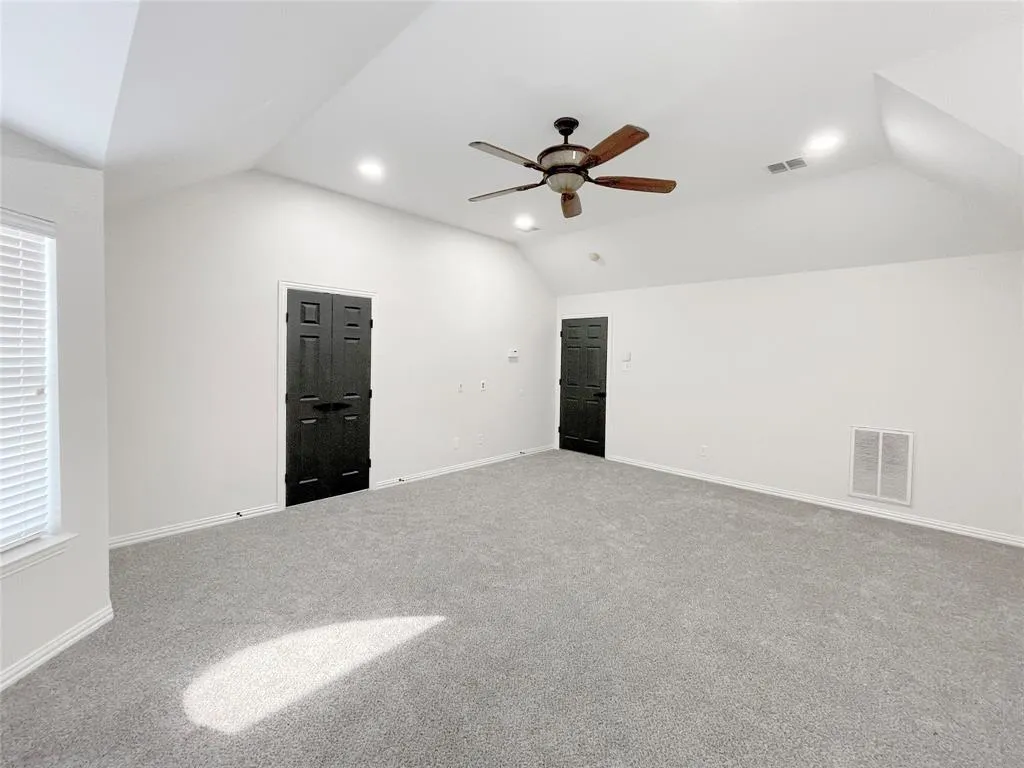 7850 Greenvalley Lane