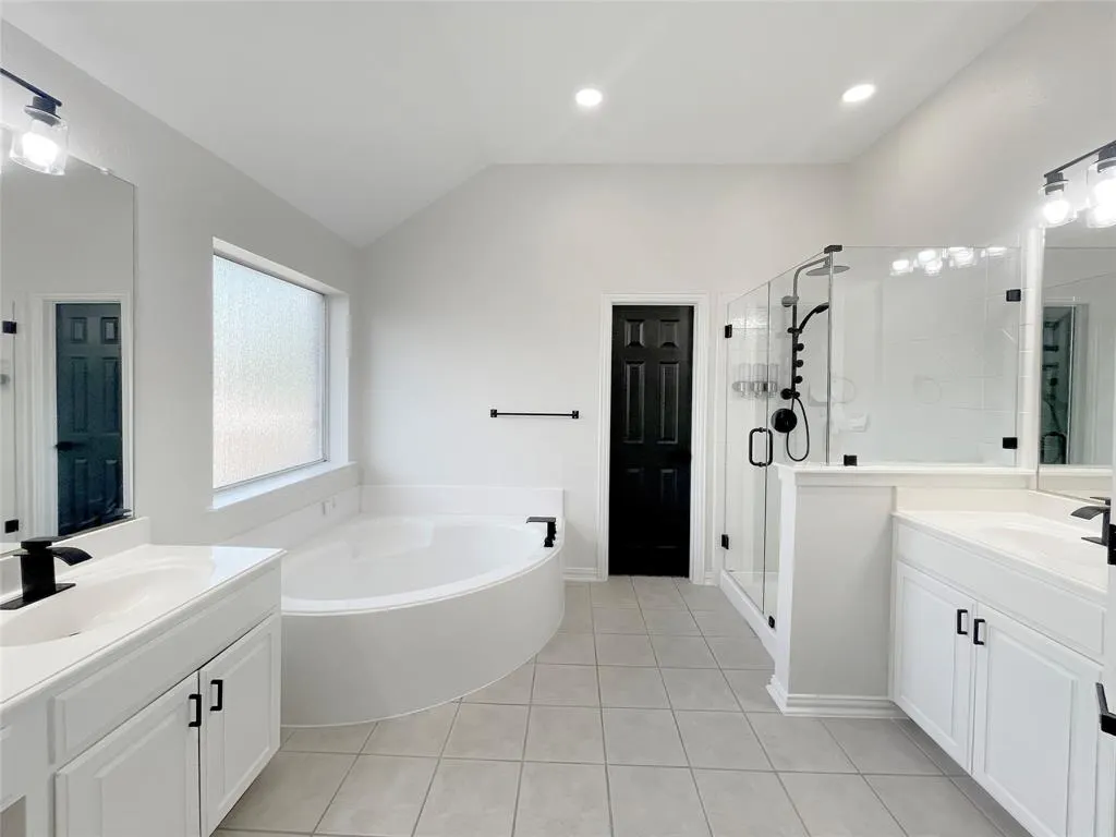 7850 Greenvalley Lane