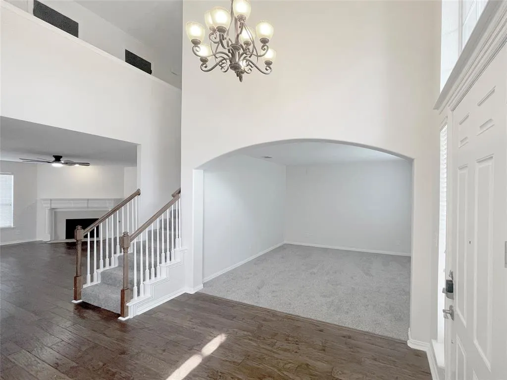 7850 Greenvalley Lane