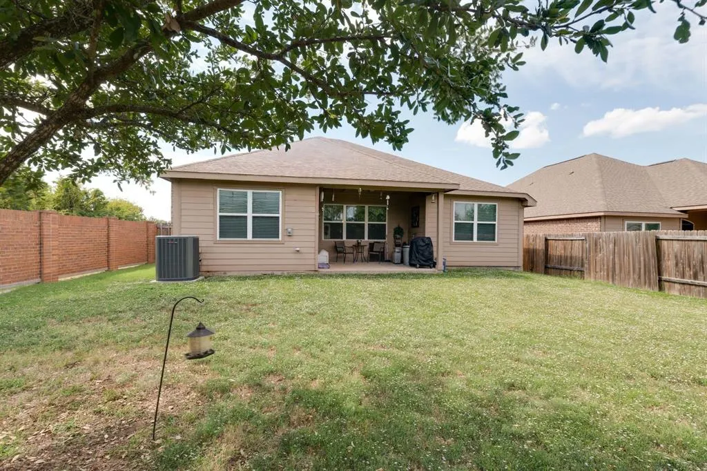 1853 Olive Lane