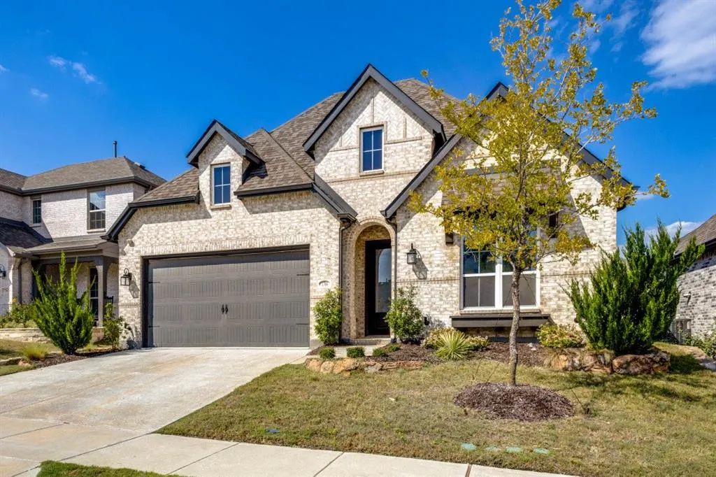 1704 Hydrangea Lane