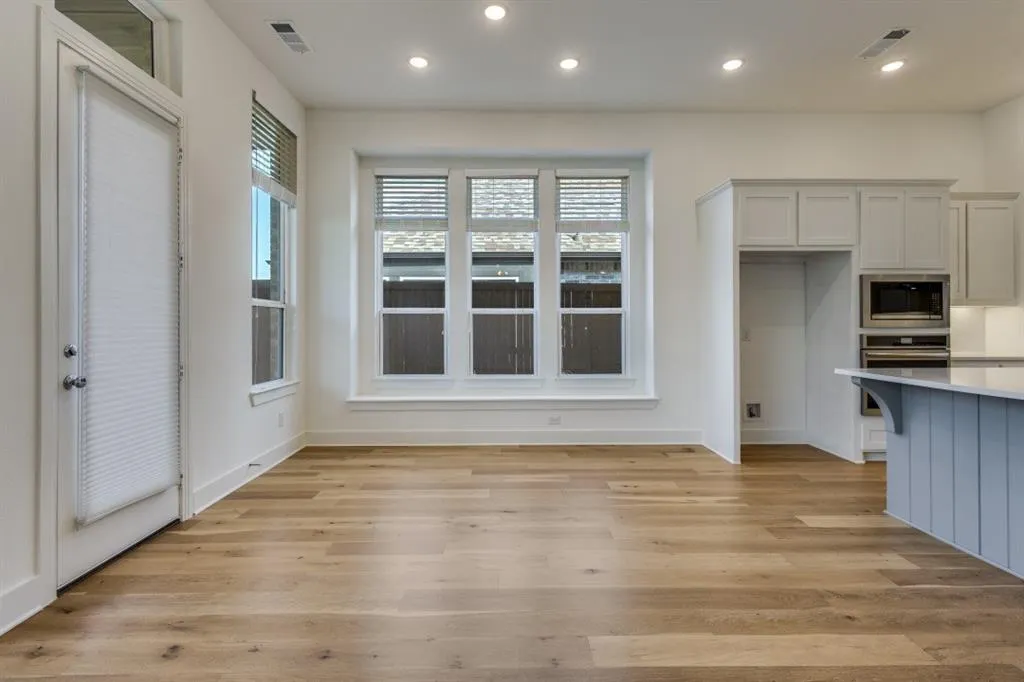 1704 Hydrangea Lane