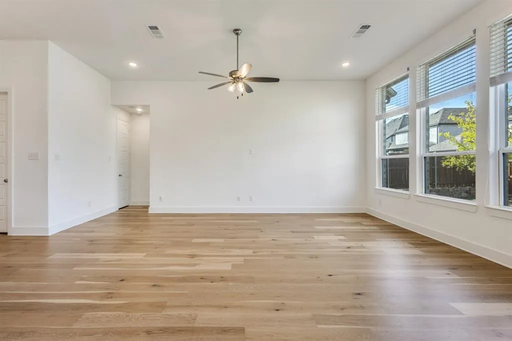 1704 Hydrangea Lane