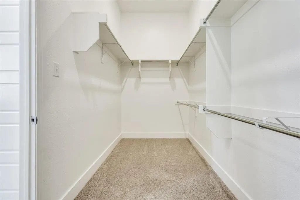 1704 Hydrangea Lane