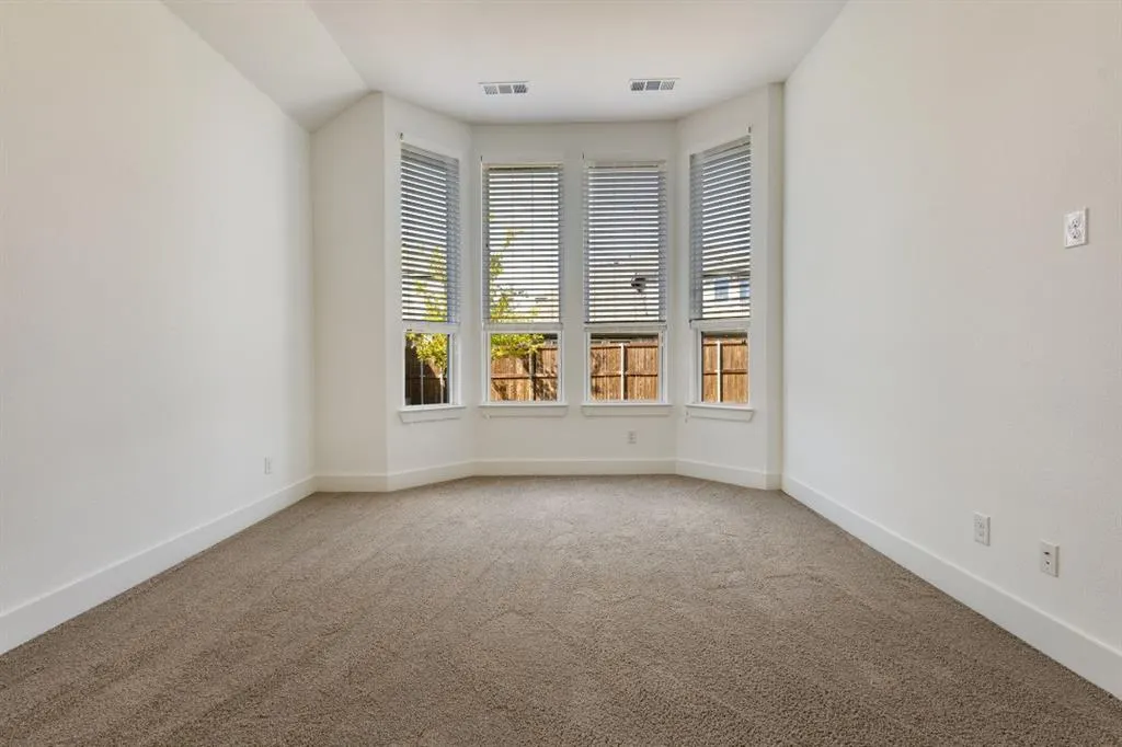 1704 Hydrangea Lane
