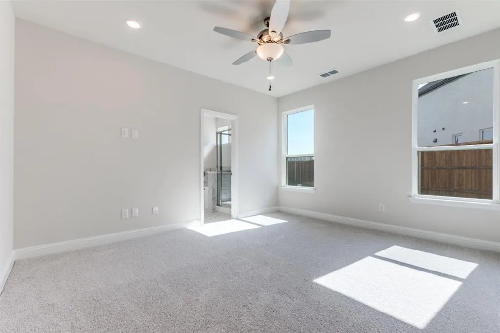 11692 Chepstow Crescent Court