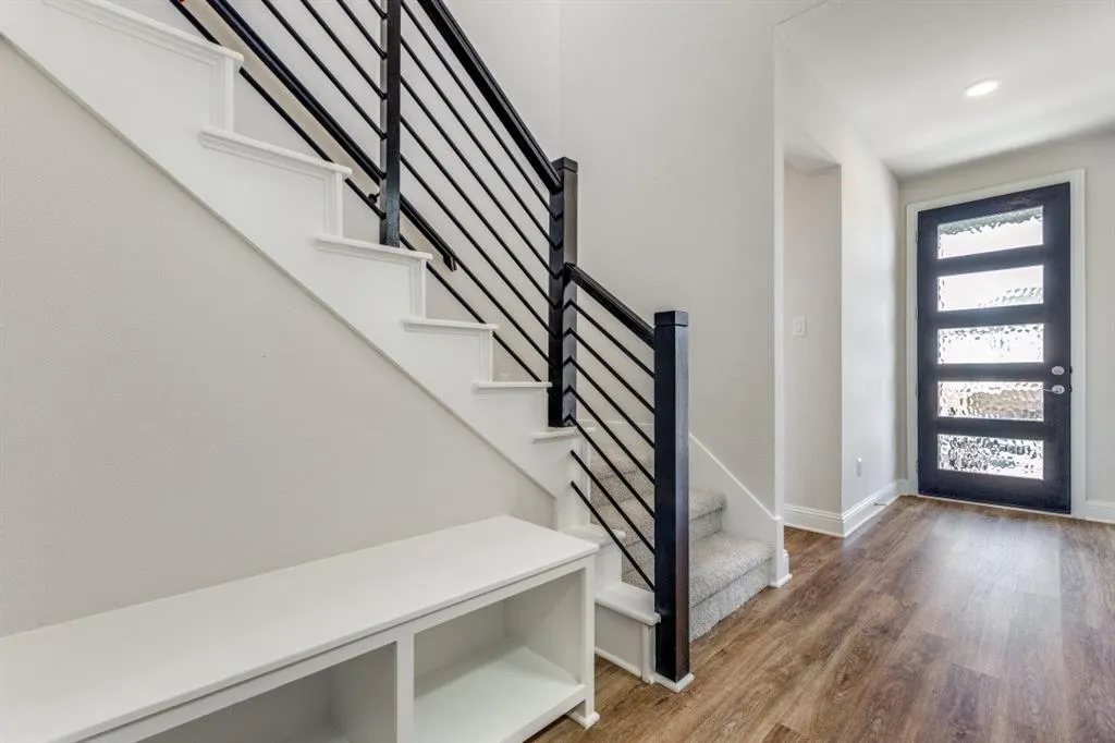 11692 Chepstow Crescent Court