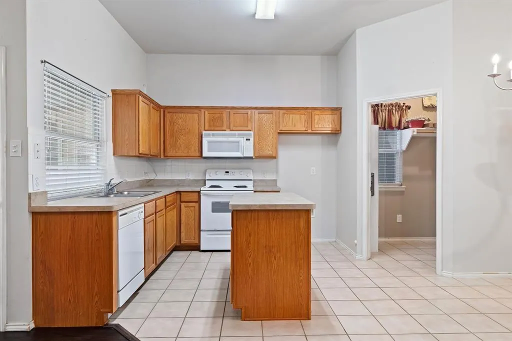 419 Hilltop Drive
