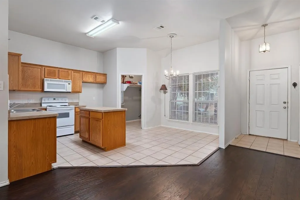 419 Hilltop Drive