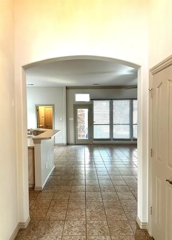 9417 Katrina Path