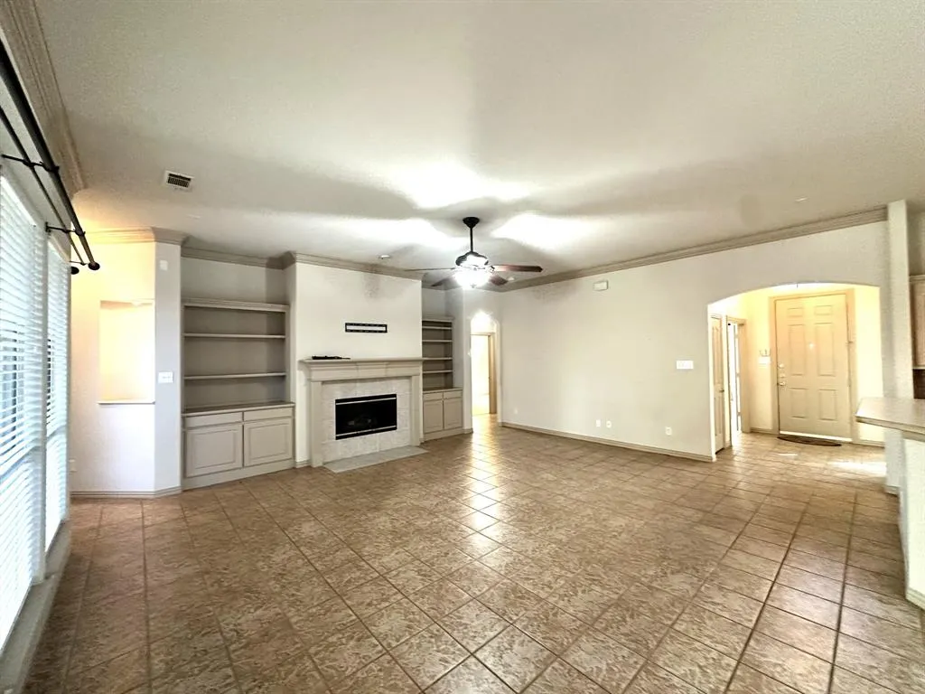 9417 Katrina Path