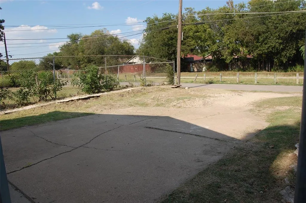 1808 Western Park Drive