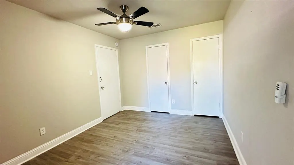 813 Sandhurst Drive