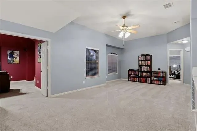 941 Nightingale Drive