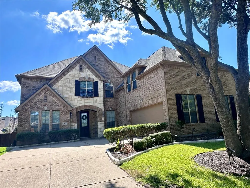 941 Nightingale Drive