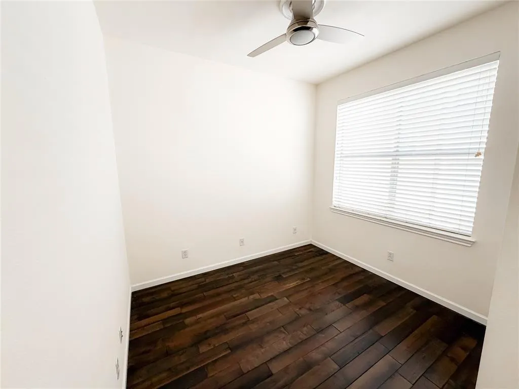 4121 Mckinney, #30