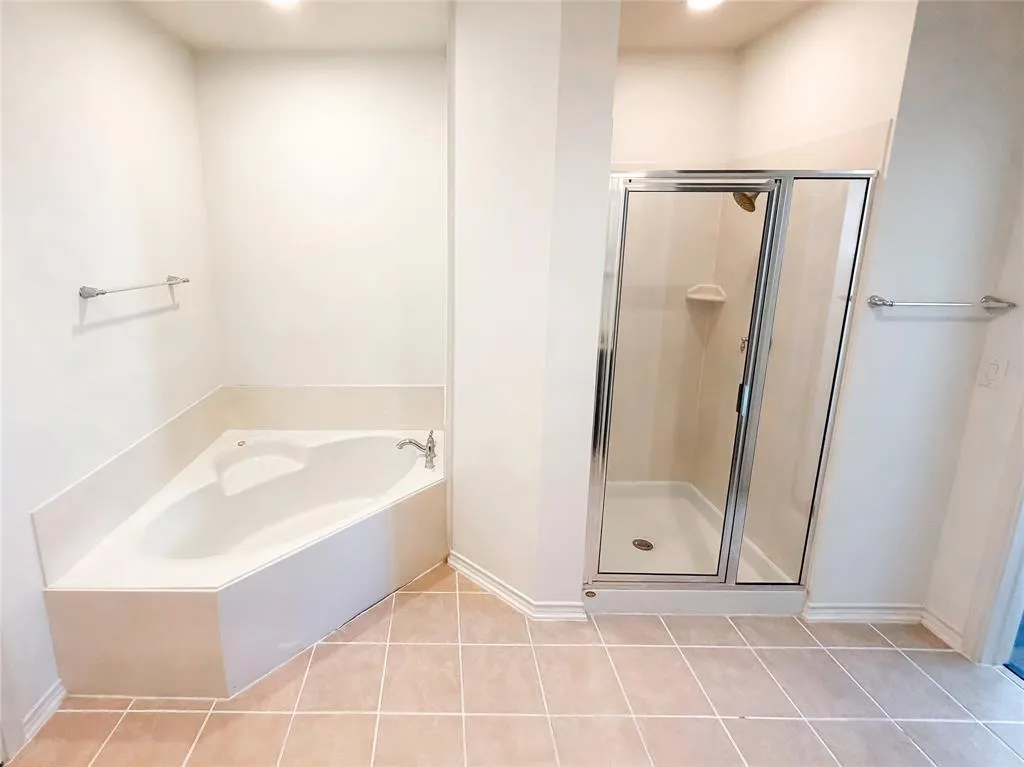 4121 Mckinney, #30