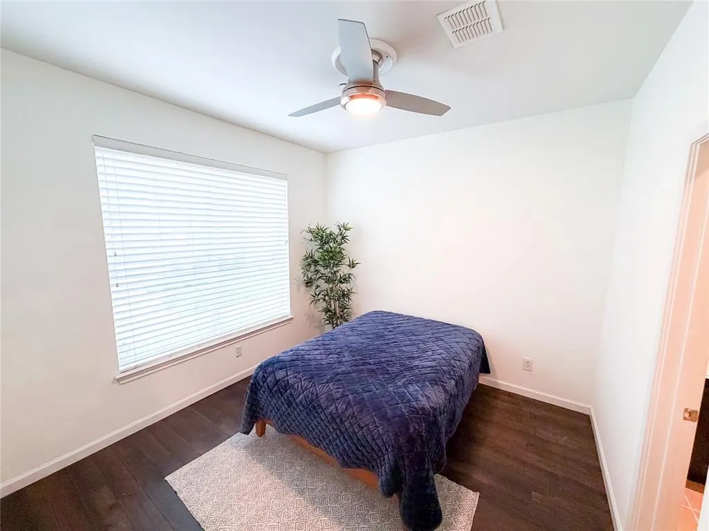 4121 Mckinney, #30