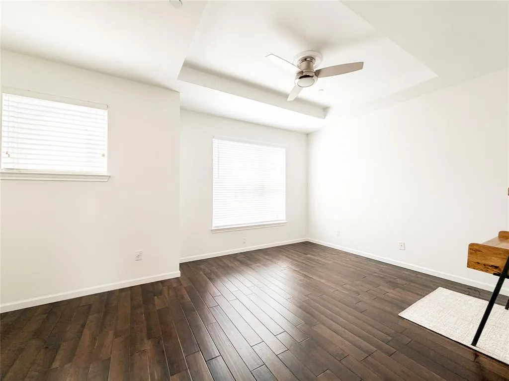 4121 Mckinney, #30
