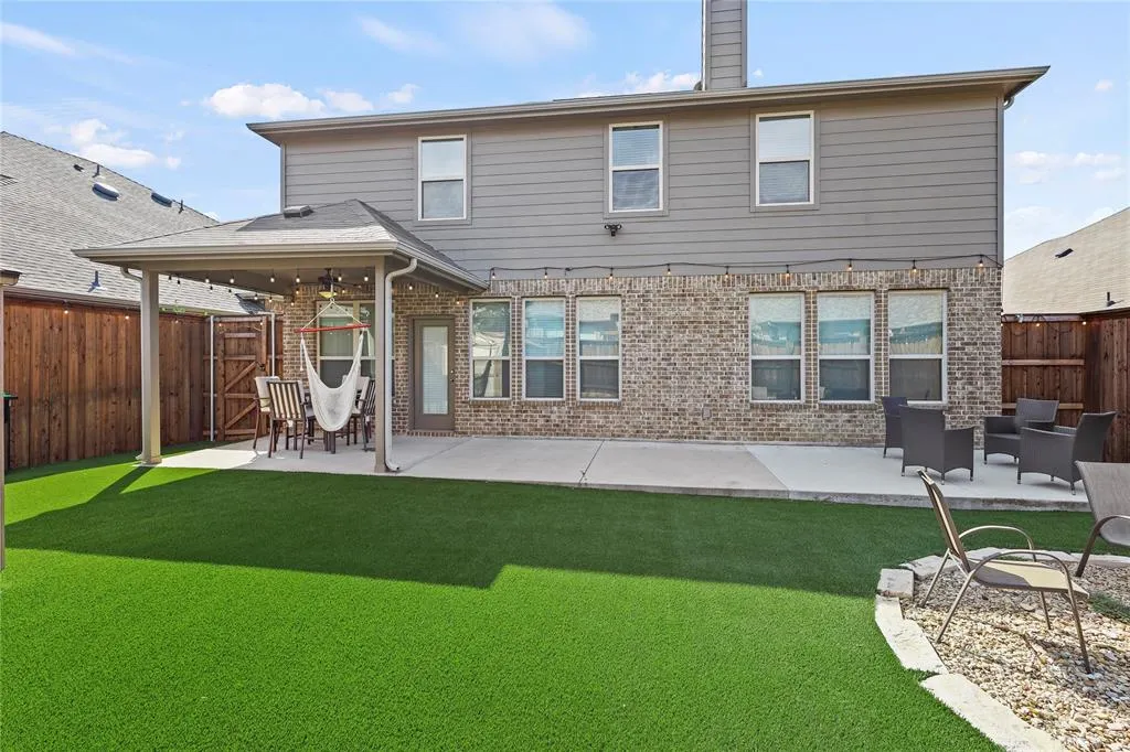 16617 Stillhouse Hollow Court