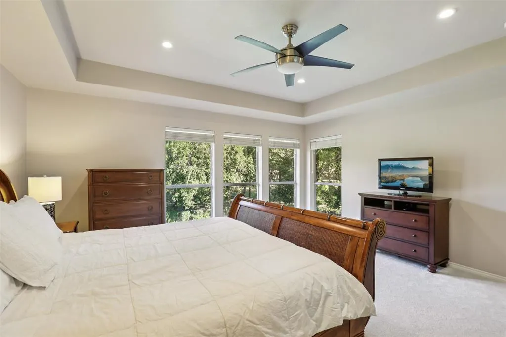 9212 Longview Drive