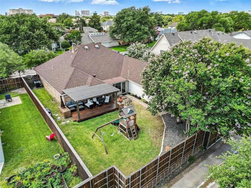 6031 White Rose Trail